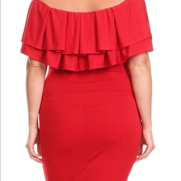 Off The Shoulder Dress Plus Size - Picture 4 of 8